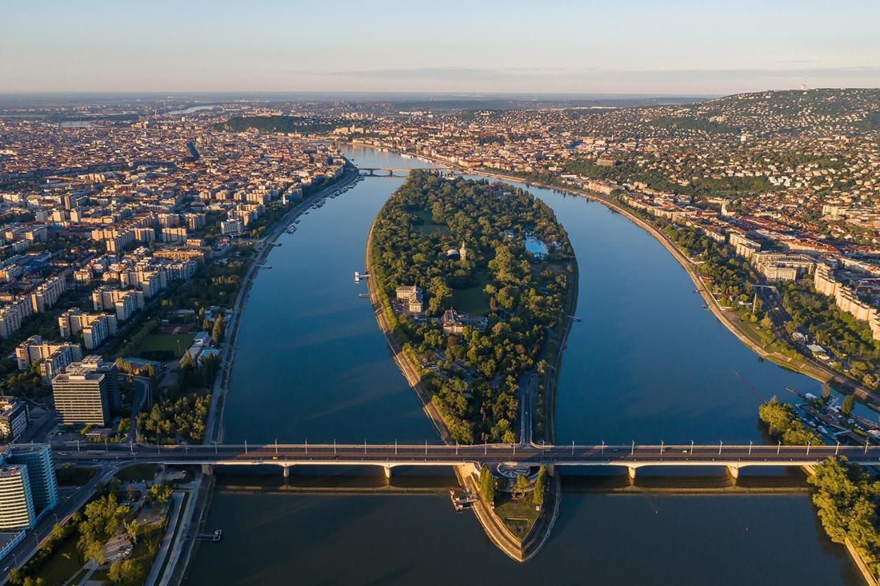 Island Hostel Budapest (Adults Only) Bagian luar foto Île de Nantes