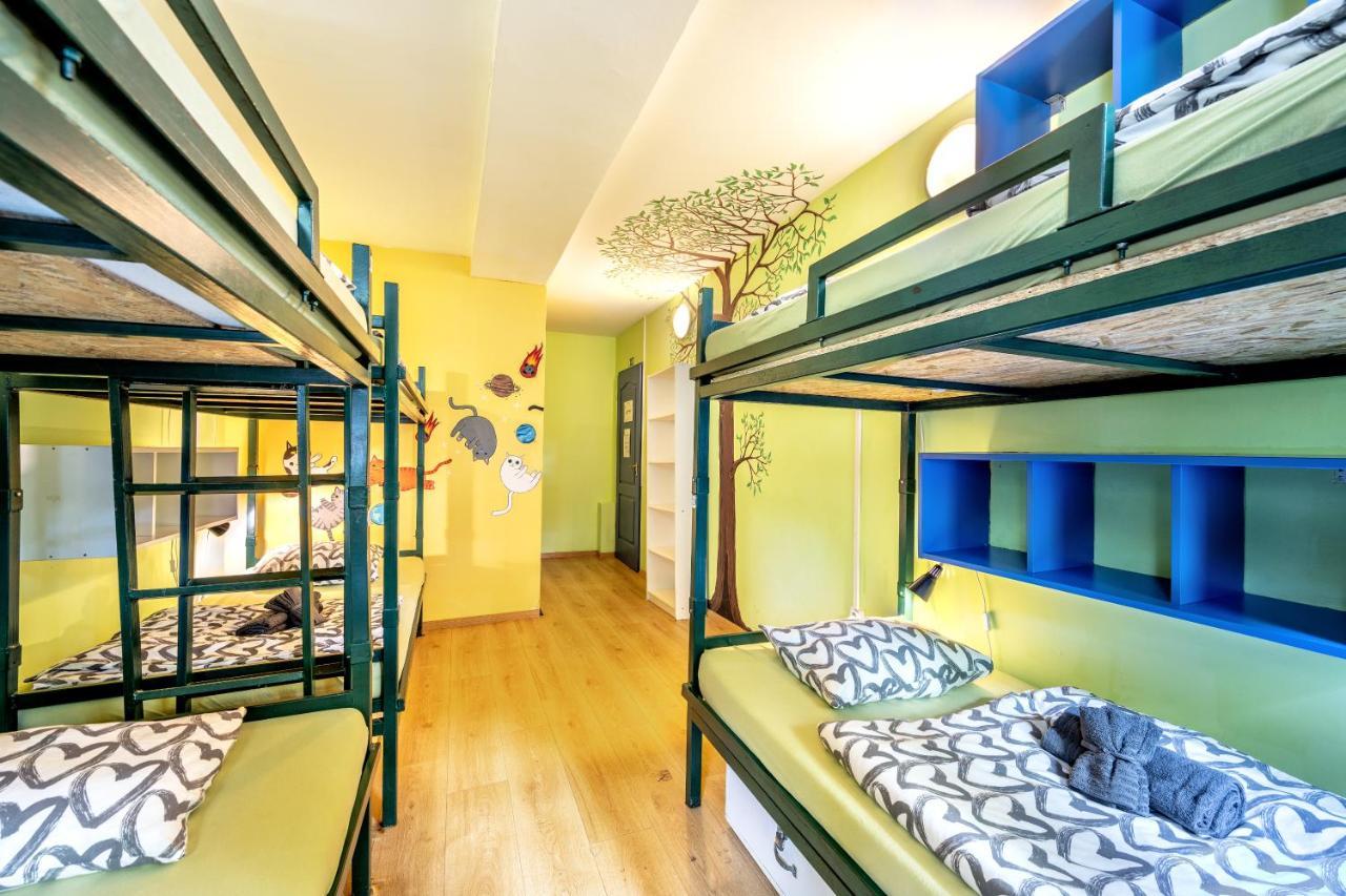 Island Hostel Budapest (Adults Only) Bagian luar foto Hostel in Berlin